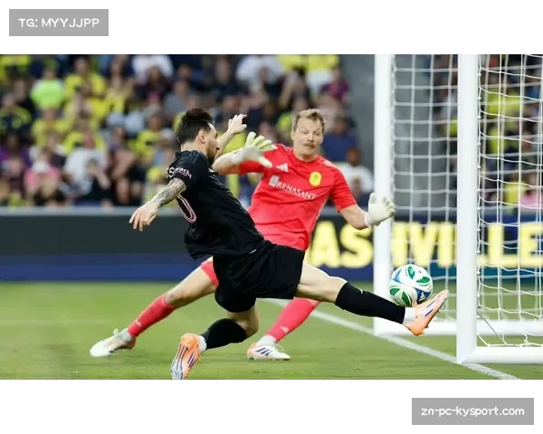 赫罗纳5-2大胜阿尔梅里亚，多夫比克上演帽子戏法领跑射手榜