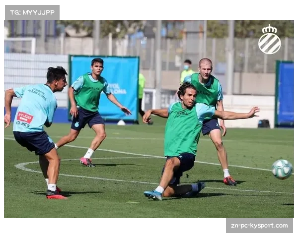 “社区跑动挑战”活动在西班牙多地展开,联动西甲俱乐部推广健康生活 “社区跑动挑战”活动在西班牙多地展开,联动西甲俱乐部推广健康生活